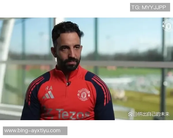 曼联高层青睐格拉斯纳3中卫战术或成新选择