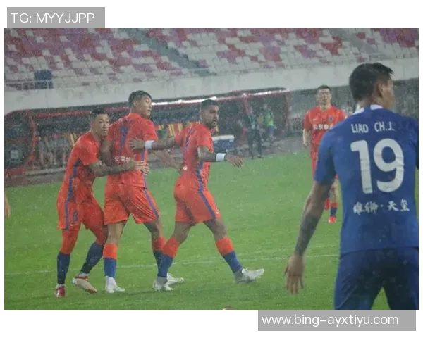 关键战役中帅惟浩头球破门完成帽子戏法邝兆镭助攻国少队3-0领先