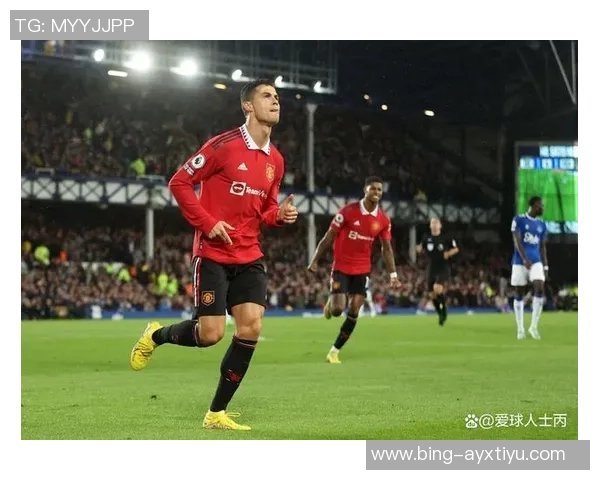 米罗狂揽15个篮板其中10个前场板助力球队翻盘正负值高达9