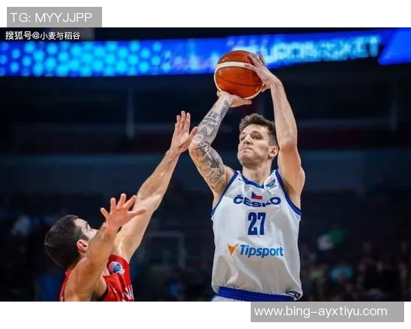 老鹰队迎来转型契机近期战绩优异防守效率领跑联盟 老鹰队迎来转型契机近期战绩优异防守效率领跑联盟