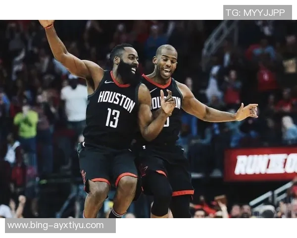 霍里称赞雷霆队史伟大球员杜威佩亚哈登因当时为第六人不在列 霍里称赞雷霆队史伟大球员杜威佩亚哈登因当时为第六人不在列