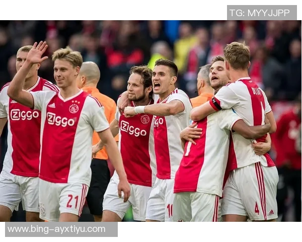 阿贾克斯与荷兰足协联合声明将严查烟花燃放者并实施相应处罚措施 阿贾克斯与荷兰足协联合声明将严查烟花燃放者并实施相应处罚措施