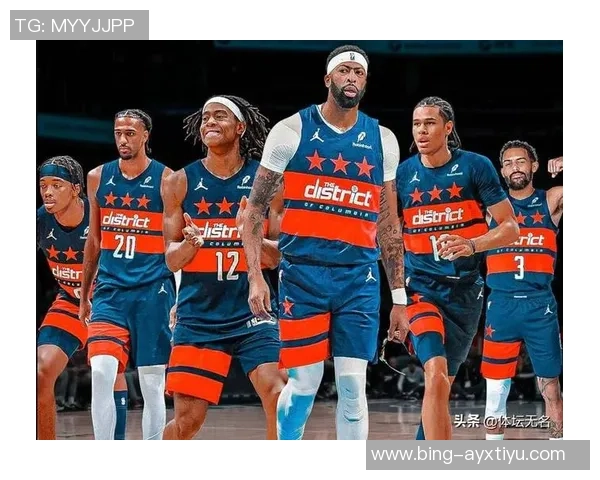 保罗求职未果引热议苏群分析NBA冠军争夺战形势复杂难以预测